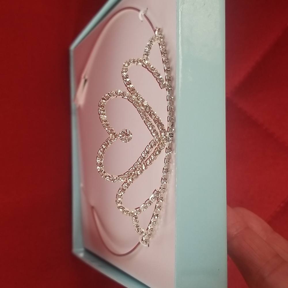 Tiara New in box Great For Prom